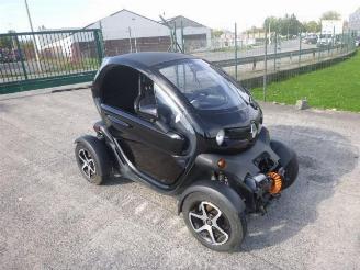 skadebil auto Renault Twizy INTENSE 2020/8
