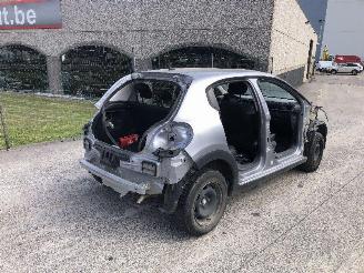 skadebil auto Citroën C3 1.2 2021/11