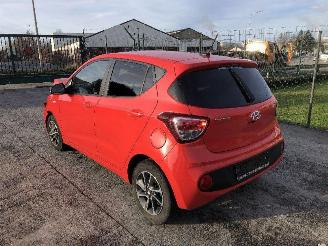 Damaged car Hyundai I-10 1. 0 i 2020/2