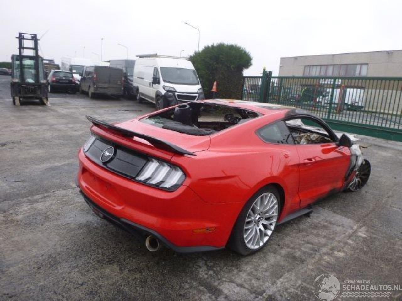 Ford Mustang 