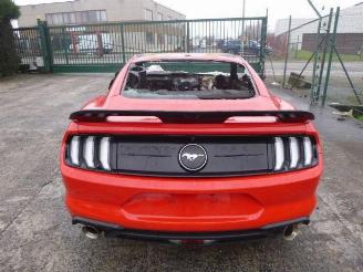 Ford Mustang  picture 7