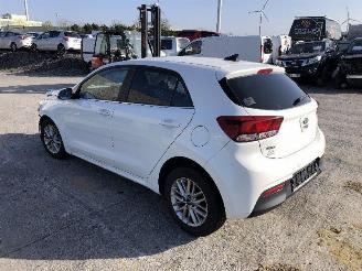 Salvage car Kia Rio 1.2  G4LA 2020/2