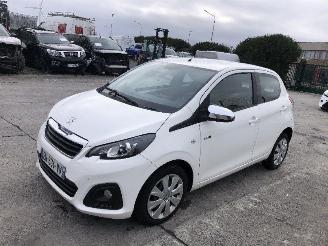 Peugeot 108 1.2  VTI picture 3