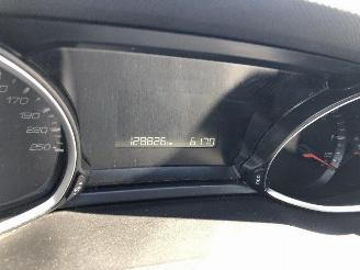 Peugeot 308 308 II SW  1.5hdi automat picture 13
