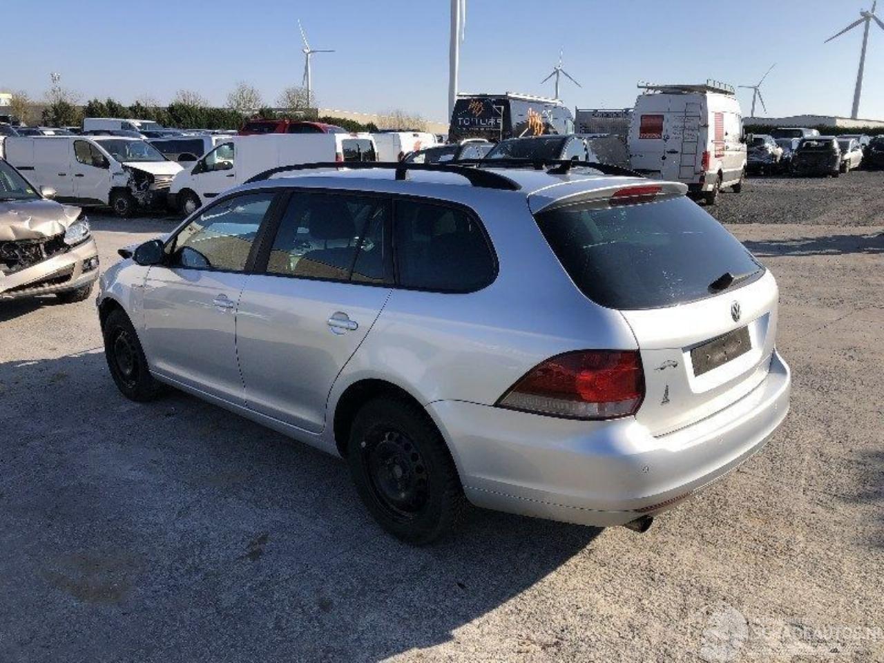 Volkswagen Golf BREAK 1.2 TSI MATCH cbzb