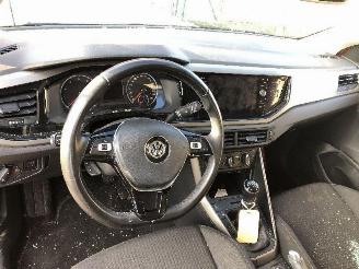 Volkswagen Polo 1.0 comfortline picture 6