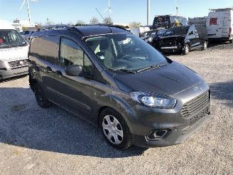 Ford Tourneo Courier 1.5 TDCI picture 2