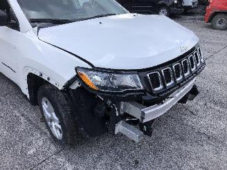 Jeep Compass 2.4   MULTI AIR picture 16