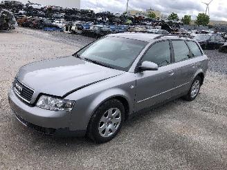Salvage car Audi A4 1.9 tdi break 2004/9
