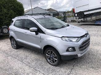 skadebil auto Ford EcoSport 1.5 TDCI 2015/10
