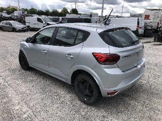 Dacia Sandero 1.0 picture 2
