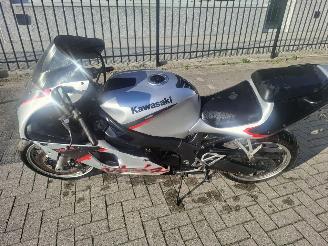 Schade motor Kawasaki Ninja ZX - 7R  2001/1