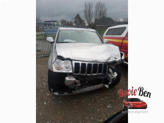 Démontage voiture Jeep Grand-cherokee Grand Cherokee (WH/WK), SUV, 2005 / 2010 5.7 V8 Hemi 2005/6