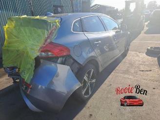 Volvo V-40 V40 (MV), Hatchback 5-drs, 2012 / 2019 2.0 D3 16V picture 3