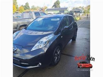 Nissan Leaf Leaf (ZE0), Hatchback, 2010 / 2017 Leaf picture 3
