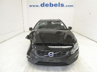 Schadeauto Volvo V-60 2.0D V 60 KINETIC 2016/1