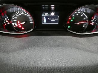 Peugeot 308 II GT LINE picture 12