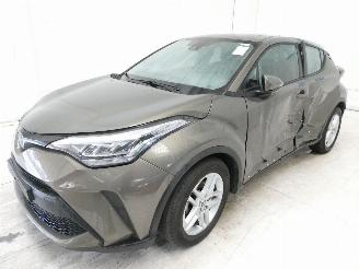 Toyota C-HR  picture 4