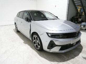 Opel Astra TOURER picture 12