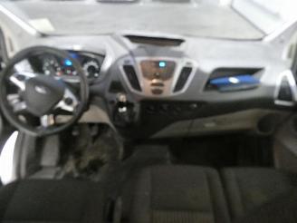 Ford Transit 2.2D  CUSTOM TREND picture 16