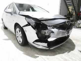 Opel Astra 1.6D INNOVATION picture 12