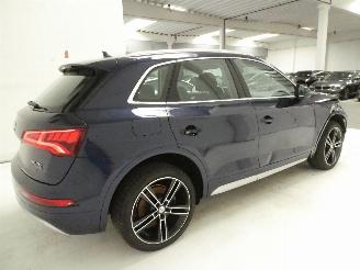 Audi Q5 2.0D SPORT picture 8