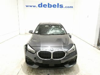 Schadeauto BMW 1-serie  2020/2
