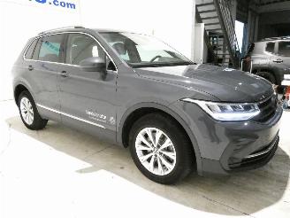 Volkswagen Tiguan LIFE picture 15