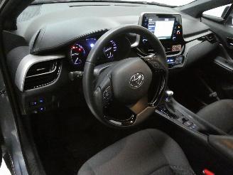 Toyota C-HR  picture 21