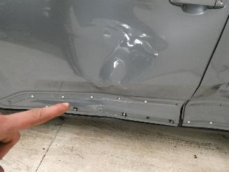 Toyota C-HR  picture 7