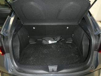 Toyota C-HR  picture 26