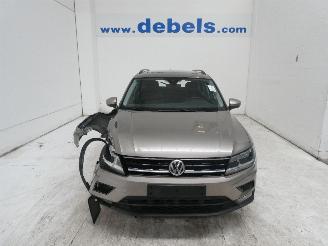 skadebil auto Volkswagen Tiguan COMFORTLINE 2017/6