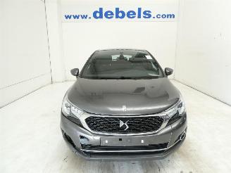 Schadeauto DS Automobiles DS 4 1.2  SO CHIC 2017/9