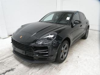 Porsche Macan S picture 3