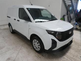 Ford Transit COURIER picture 14