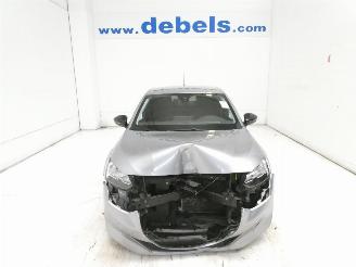 Voiture accidenté Peugeot 208 1.2 II ACTIVE PACK 2022/8