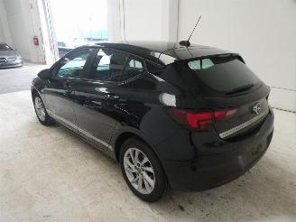 Opel Astra 1.5D EDITION picture 4