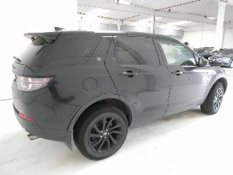 Land Rover Discovery 2.0D picture 6