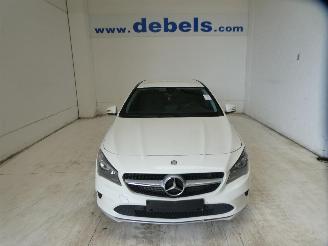 Auto incidentate Mercedes Cla-klasse 200 D 2017/5