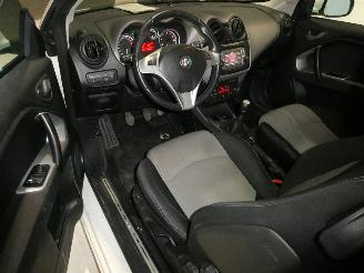 Alfa Romeo MiTo 1.4 DISTINCTIVE picture 18