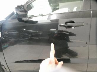 Jaguar E-Pace 2.0D R-DYNAMIC S picture 9