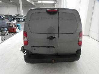 Peugeot Partner 1.5D ASPHALT picture 13