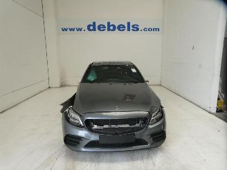 krockskadad bil auto Mercedes C-klasse C 180 2019/5