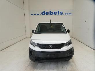 Damaged car Peugeot Rifter ACTIVE 2021/2