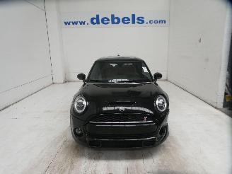 skadebil auto Mini Cooper S 2019/10