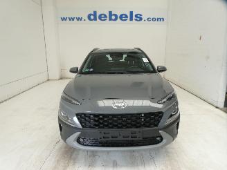 damaged passenger cars Hyundai Kona  2021/4