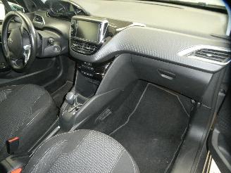 Peugeot 208 TECH EDITION picture 12