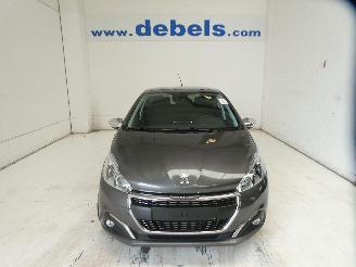 Vaurioauto  passenger cars Peugeot 208 TECH EDITION 2019/6