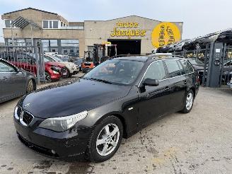 Damaged car BMW 5-serie TOURING 2005/12
