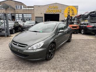 krockskadad bil auto Peugeot 307  2004/4